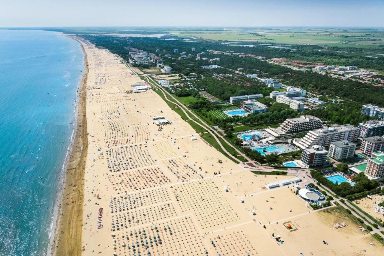 Appartamenti Livenza Бибионе Экстерьер фото